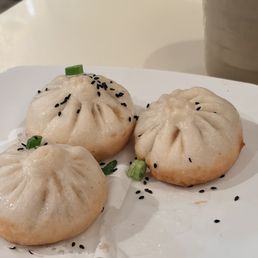 Soup Dumpling Plus signature dishes Steam Pork Soup Dumpling
General Tso Chicken
Seasame Chicken